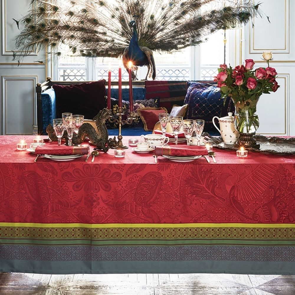 Garnier-Thiebaut Tablecloth - Isaphire Rubis - GS - different sizes Garnier-Thiebaut Tablecloth - Isaphire Rubis - GS - different sizes