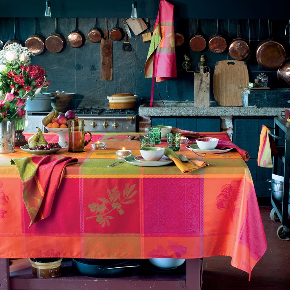 Garnier-Thiebaut Tablecloth - Mille Tutti Frutti Sangria - oB - different sizes