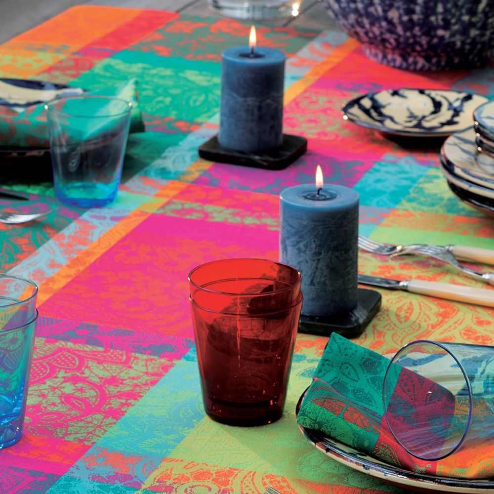 Garnier-Thiebaut Table Runner - Mille Dentelles Floralies - oB Garnier-Thiebaut Table Runner - Mille Dentelles Floralies - oB