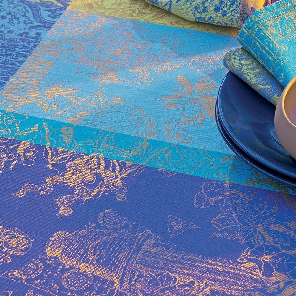 Garnier-Thiebaut Table Runner - Mille Patios Majorelle - oB