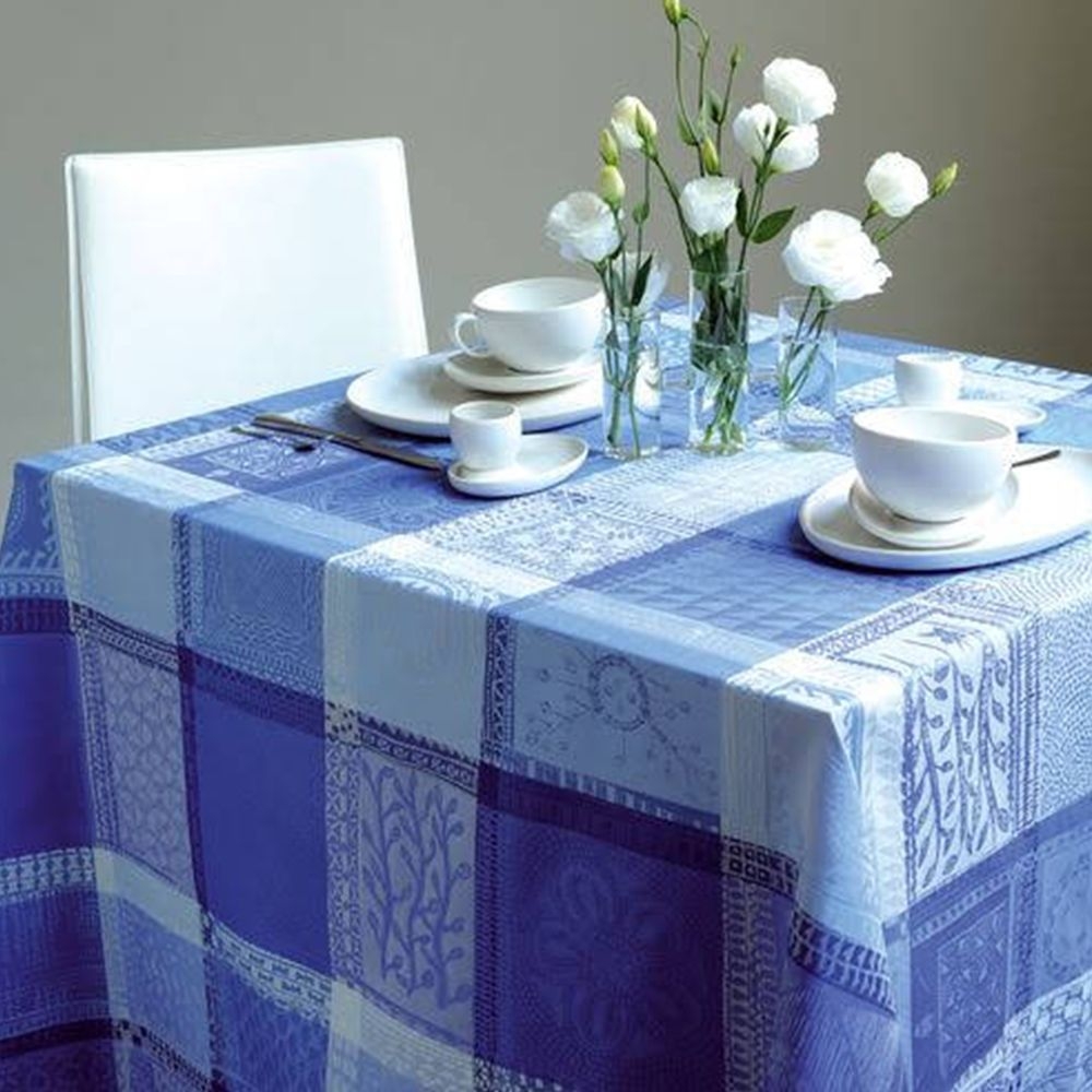 Garnier-Thiebaut Tablecloth - Mille Wax Ocean - oB - different sizes Garnier-Thiebaut Tablecloth - Mille Wax Ocean - oB - different sizes