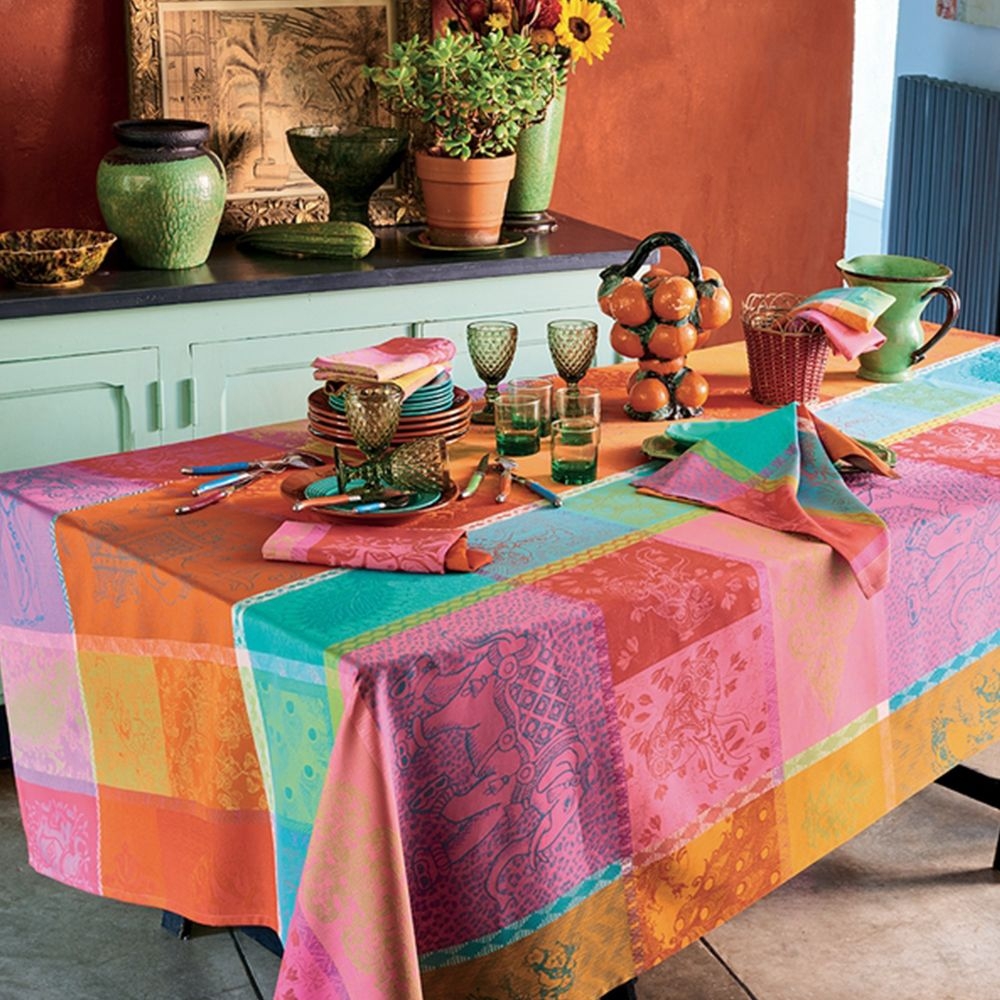 Garnier-Thiebaut Tablecloth - Mille Holi Festival round 150 cm - mB Garnier-Thiebaut Tablecloth - Mille Holi Festival round 150 cm - mB